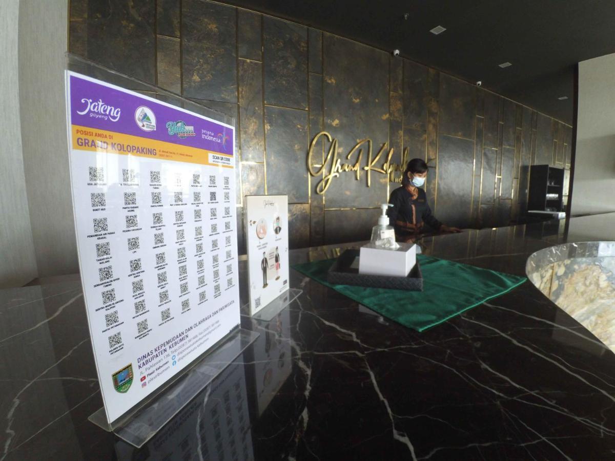 Grand Kolopaking Hotel Kebumen ภายนอก รูปภาพ